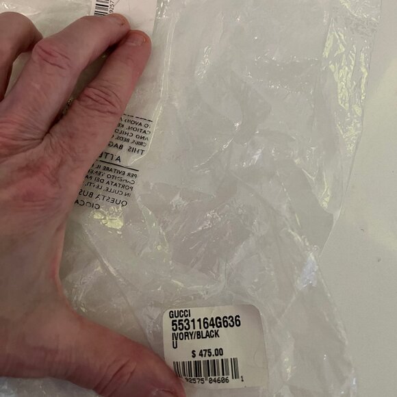 Gucci Ivory/Black Wool/Silk Scarf NWT - Picture 12 of 12